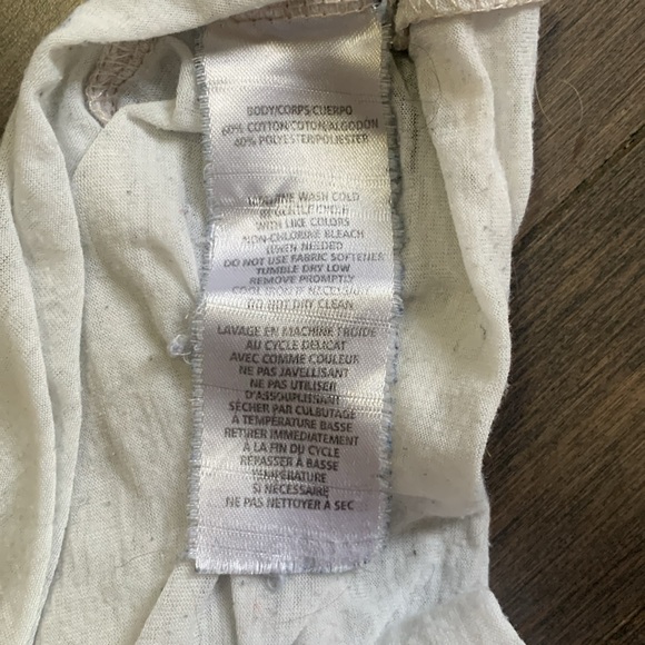 Betsey Johnson Workout Tank Top - Picture 6 of 6